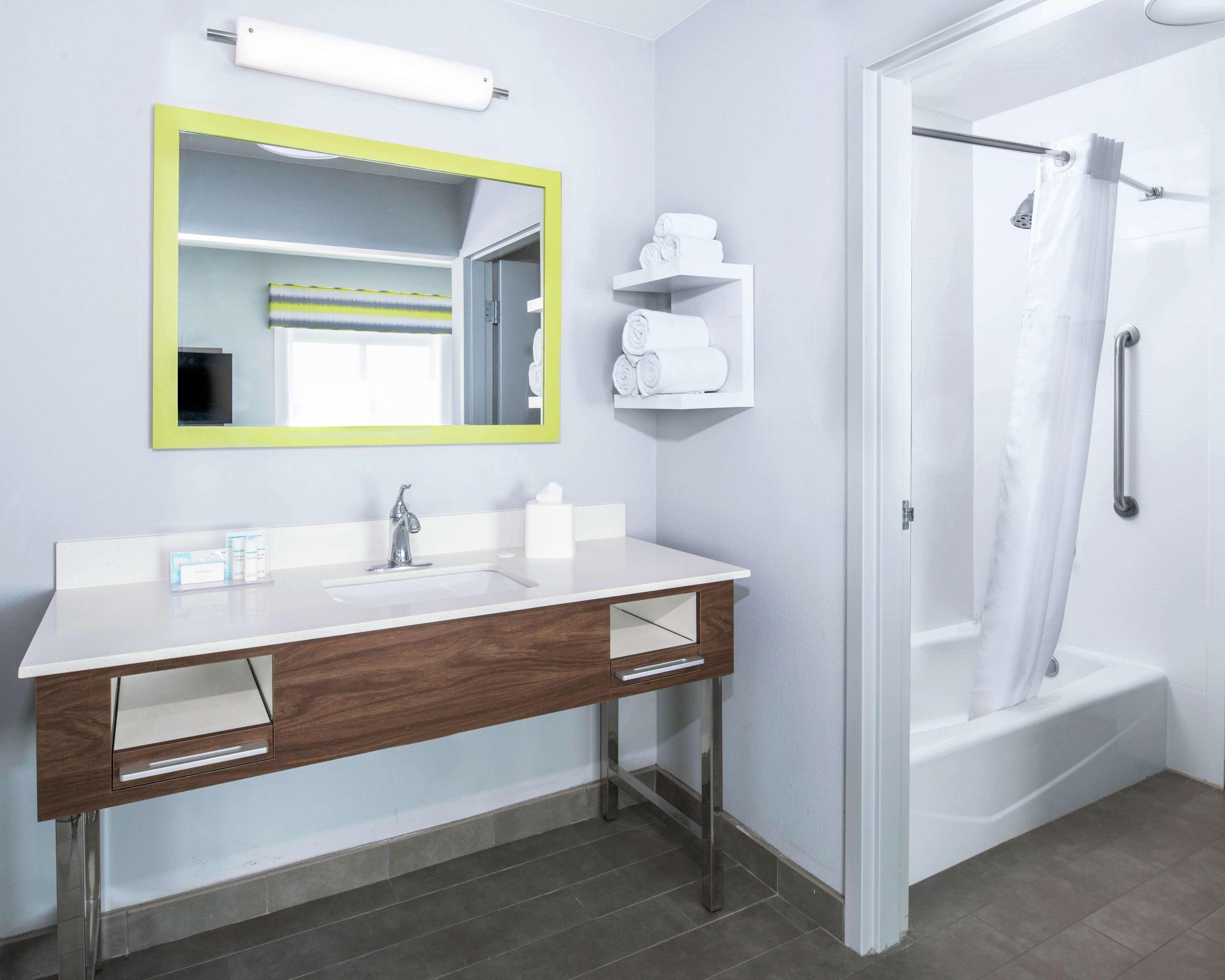 Hampton Inn & Suites Lubbock Bagian luar foto