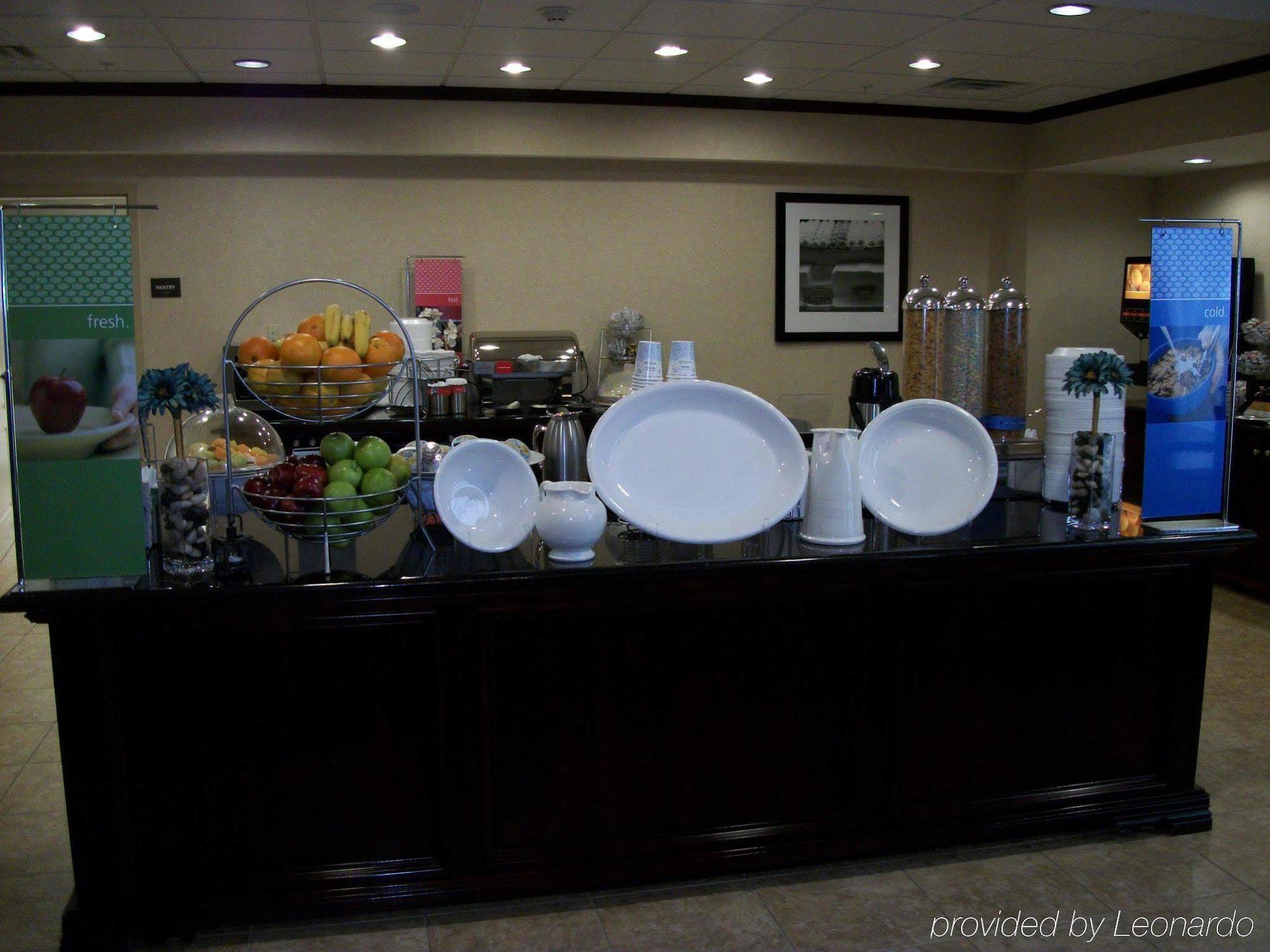 Hampton Inn & Suites Lubbock Bagian luar foto