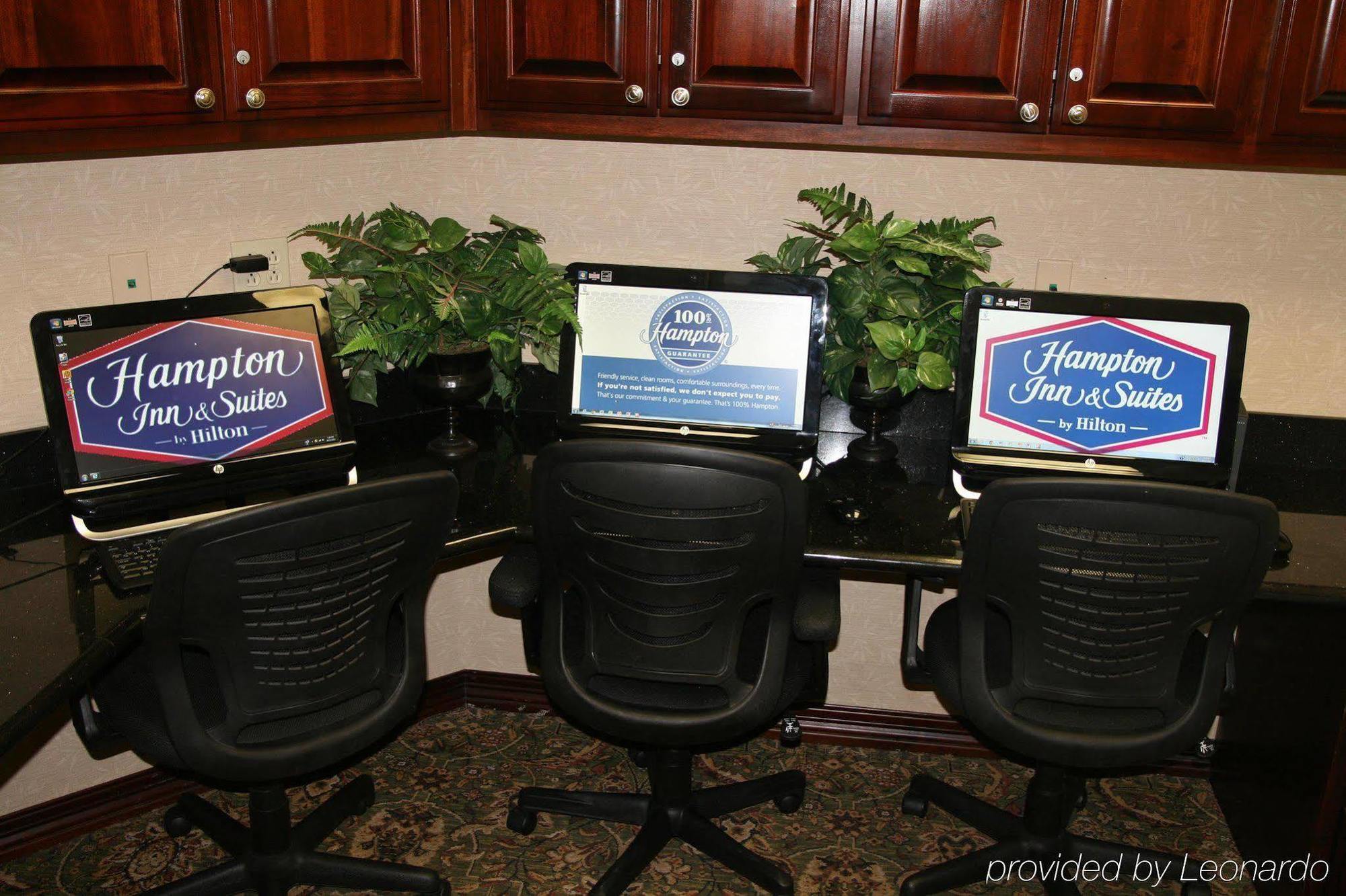 Hampton Inn & Suites Lubbock Bagian luar foto